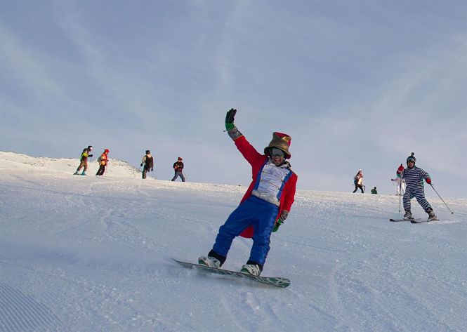 Imagen de la celebración del carnaval 2019 en Sierra Nevada (CETURSA) 