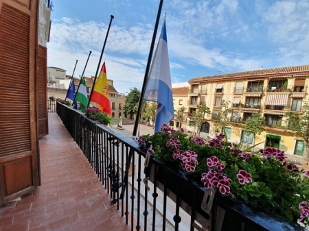 Banderas a media asta en Motril (AYTO. MOTRIL) 