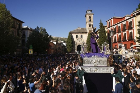 Semana Santa Granada 2019. Procesión de Nuestro Padre Jesús del Gran PODER (ÁLEX CÁMARA - EUROPA PRESS 