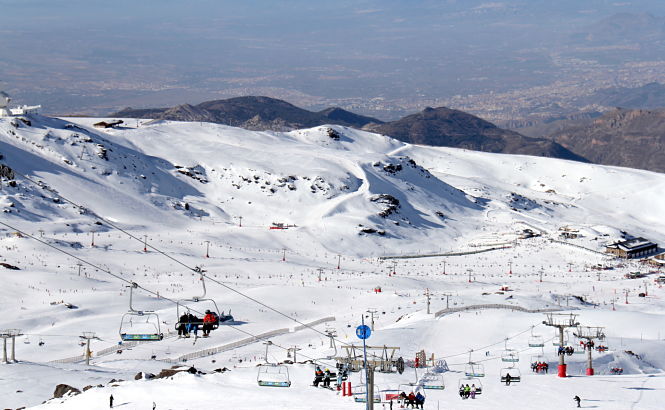 Vista panorámica de Sierra Nevada (JUNTA) 