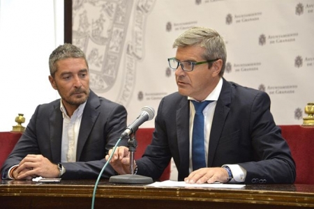 Los portavoces del equipo de gobierno de Granada Manuel Olivares y César Díaz, en imagen de archivo (AYUNTAMIENTO DE GRANADA) Los portavoces del equipo de gobierno de Granada Manuel Olivares y César Díaz, en imagen de archivo (AYUNTAMIENTO DE GRANADA)