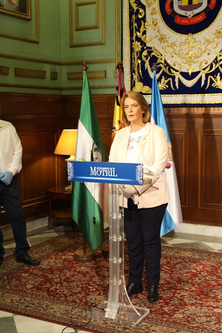 Luisa García Chamorro en rueda de prensa (AYTO. MOTRIL)