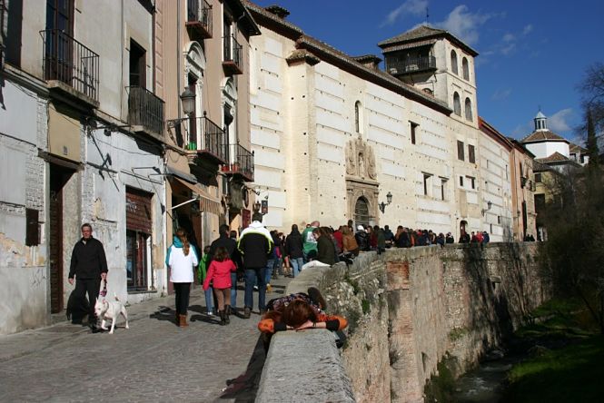 Paseo de los Tristes en la capital (LABIN GRANADA) 