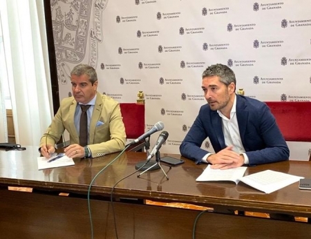Los portavoces del equipo de gobierno local de Granada, César Díaz y Manuel Olivares (AYUNTAMIENTO) Los portavoces del equipo de gobierno local de Granada, César Díaz y Manuel Olivares (AYUNTAMIENTO)