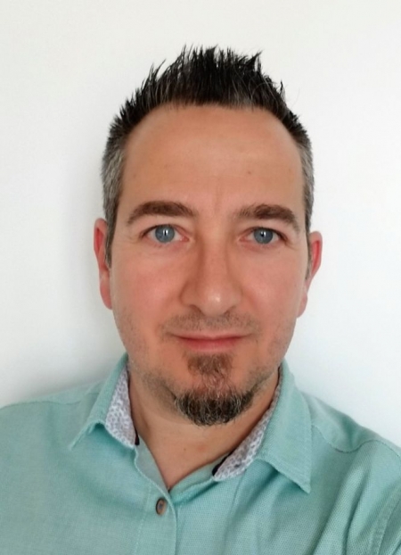 Cristóbal Lozano, profesor de Lingüística Inglesa Aplicada)(UGR) 