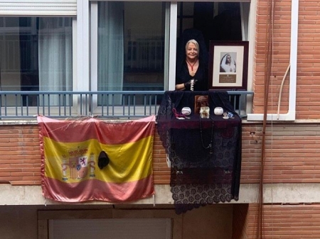 María José Sanz, vecina de Granada que ha promovido el rezo del rosario por Internet con matrimonios amigos (ARZOBISPADO) María José Sanz, vecina de Granada que ha promovido el rezo del rosario por Internet con matrimonios amigos (ARZOBISPADO)