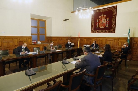 Reunión de los operadores jurídicos en Granada (PEPE VILLOSLADA) 