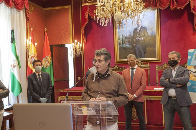 Antonio Cambril ha comparecido ante los medios (PODEMOS-IU) 