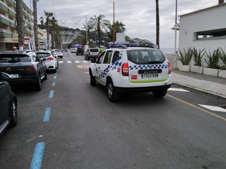 Coche patrulla de la Policía Local de Almuñécar (AYTO. ALMUÑECAR) 