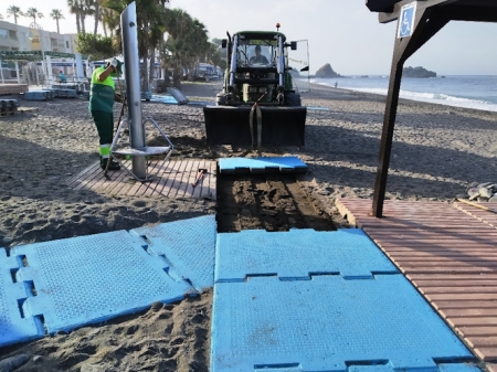 Preparación de las Playas de Almuñécar (AYTO. ALMUÑECAR) 