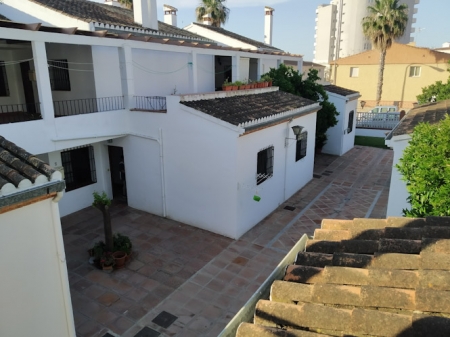 Viviendas de la Tercera edad de Almuñécar (AYTO. ALMUÑECAR) 