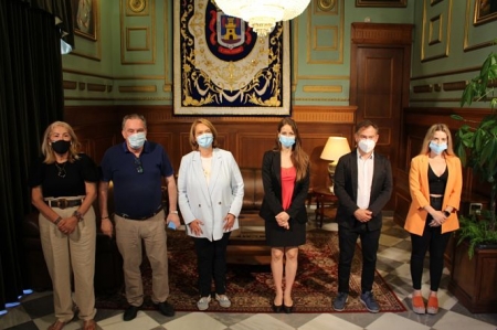 La Delegada de Empleo, Virginia Fernández ha visitado el Ayuntamiento de Motril (AYTO. MOTRIL)