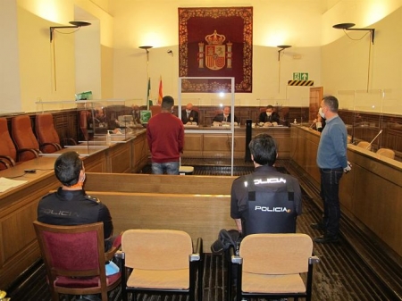 Juicio contra el acusado en la Audiencia de Granada (TSJA) 