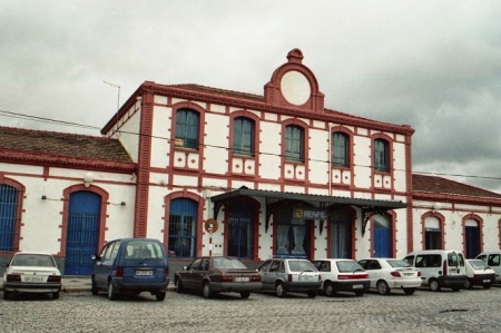 Fachadas de la Estación de tren de Guadix (HISTORIAS DEL TREN