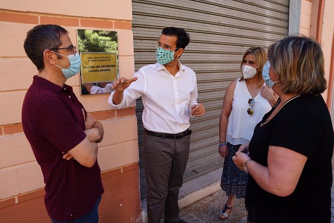 Visita a la Oficina de empleo de La Chana (PSOE) 