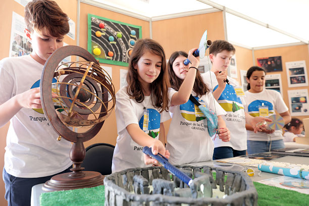 Escolares en el Parque de las CIencias (PARQUE DE LAS CIENCIAS)
