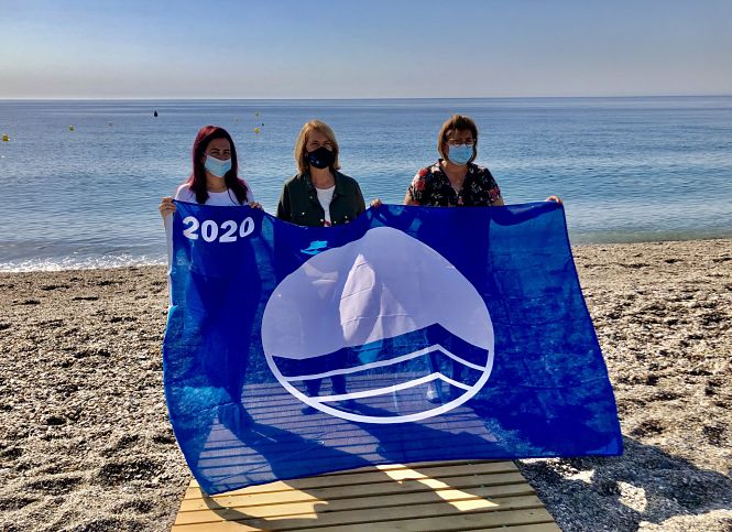 Bandera Azul en la Playa de Calahonda (AYTO. MOTRIL)