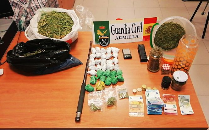 Imagen del material incautado (GUARDIA CIVIL)