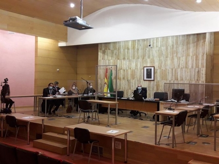 Primera sesión del juicio por el crimen del bebé hallado muerto en un vertedero de Alhendín (EUROPA PRESS)
