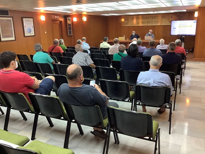Asamblea de regantes en Almuñécar (AYTO. ALMUÑÉCAR)