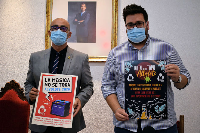 El Alcalde de Albolote y el concejal de fiestas han presentado las actividades veraniegas (AYTO. ALBOLOTE) 