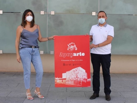 El Alcalde de Peligros y la Concejala de Cultura han presentado la campaña `Apoyarte` (AYTO. PELIGROS) 