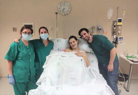 Una mujer tras el parto (HUSC) 