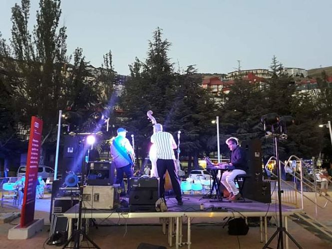 Imagen de una de las actividades (AYTO. MONACHIL) 