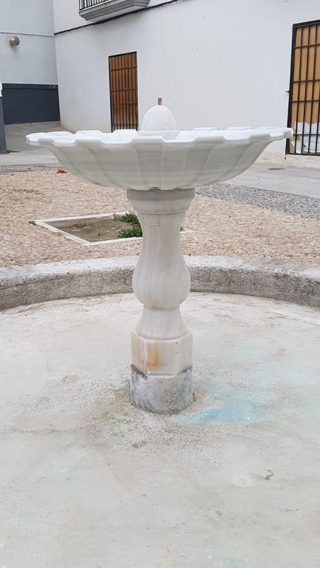 Fuente de los moriscos renovada (AYTO. BAZA) 