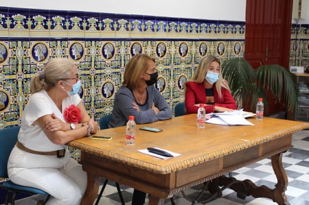 Imagen de la reunión (AYTO. MOTRIL)