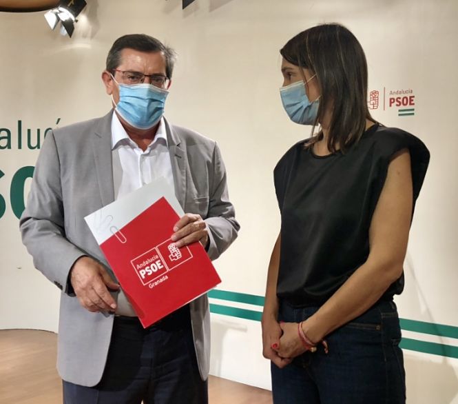 José Entrena y Olga Manzano en rueda de prensa (PSOE)