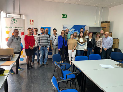 Encuentro de emprendedores con la Delegada de Economía y Empleo, Virginia Fernández (JUNTA/ARCHIVO)