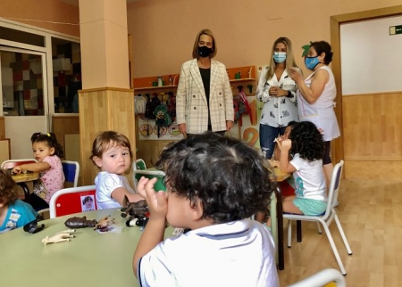 Visita al Centro de Educación Infantil `Los Girasoles` (AYTO. MOTRIL)
