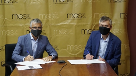 Imagen de la firma del convenio (FMGS)