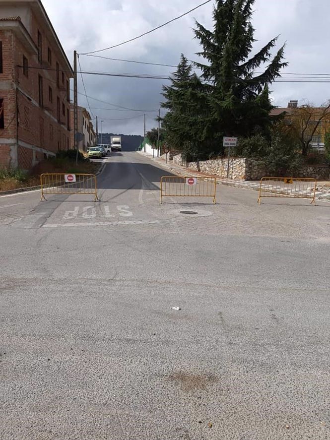 Calle de Zafarraya, preparada hace unos días para la vuelta al cole en el marco de las medidas implementadas por la pandemia (AYUNTAMIENTO) 