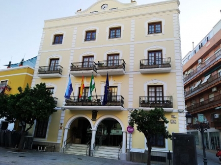 Fachada del Ayuntamiento Almuñécar (AYTO. ALMUÑÉCAR)