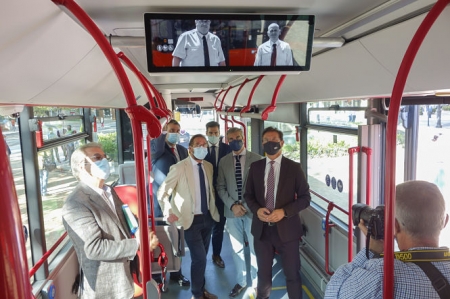 Nuevos autobuses urbanos de Granada (JAVIER ALGARRA /AYUNTAMIENTO) Nuevos autobuses urbanos de Granada (JAVIER ALGARRA /AYUNTAMIENTO)