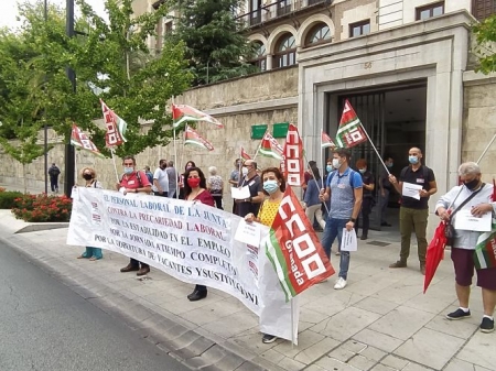 Concentración en la Delegación de Educación (CCOO)