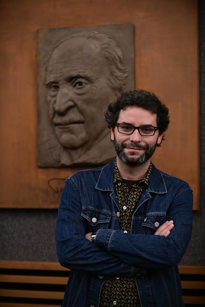 Miguel González ha ganado el Premio de Narrativa `Francisco Ayala` (CAJAGRANADA FUNDACIÓN) ) 