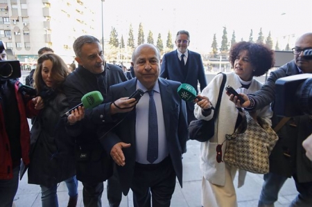 El exalcalde de Granada José Torres Hurtado, llegando al macrojuicio por el caso Serrallo (ÁLEX CÁMARA - EUROPA PRESS) 