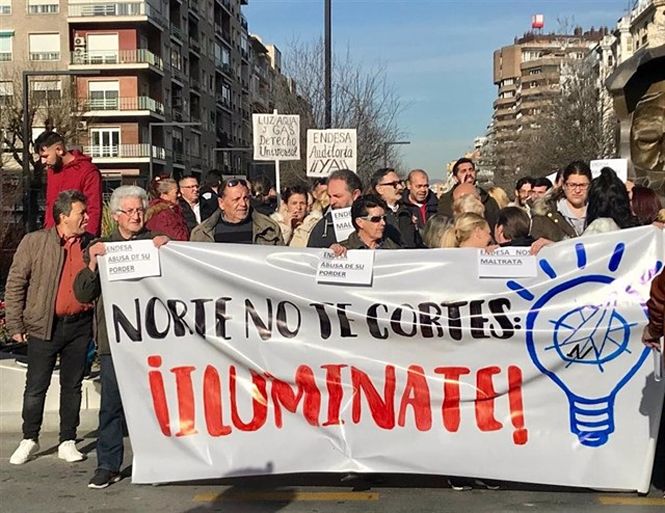 Manifestación contra los cortes de luz en la zona norte, en imagen de archivo (EUROPA PRESS) 