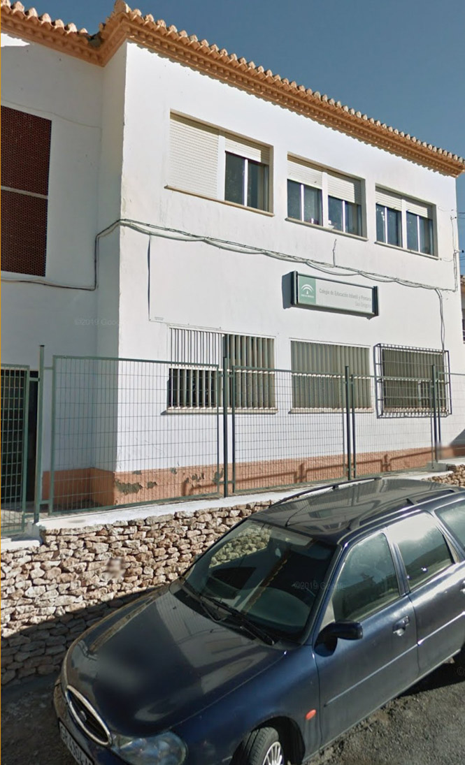 Fachada del Colegio Rural Zalabí (C.P.R. ZALABÍ)