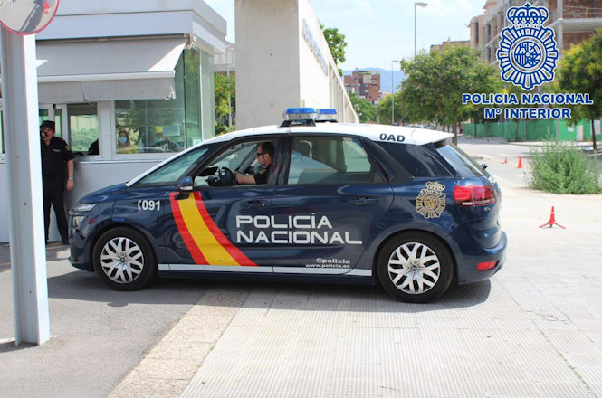 Imagen de un vehículo policial (POLICÍA NACIONAL)