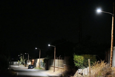 Iluminación en el camino de Albarrate (AYTO. ALBOLOTE)