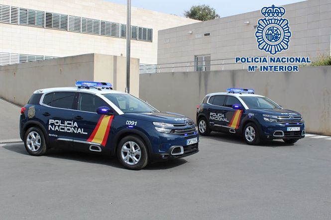 Nuevos vehículos policiales (POLICIA NACIONAL)