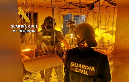 Imagen de la operación `Green Planet` (GUARDIA CIVIL)