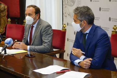 Imagen de la presentación del convenio (JAVIER ALGARRA / AYUNTAMIENTO)