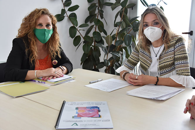 Imagen de la firma del convenio (AYTO. BAZA)