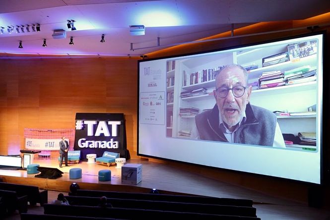 El exsecretario general de la OTAN, Javier Solana, ha participado esta mañana en la segunda jornada del congreso Talking About Twitter (IDEAL)