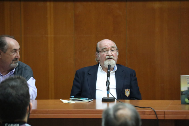 Imagen de la presentación del libro (AYTO. ALMUÑECAR) 